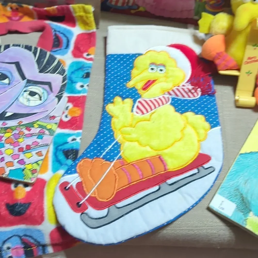 1988 Sesame Street Big Bird Plush Christmas Stocking Holder‎ & stocking, books